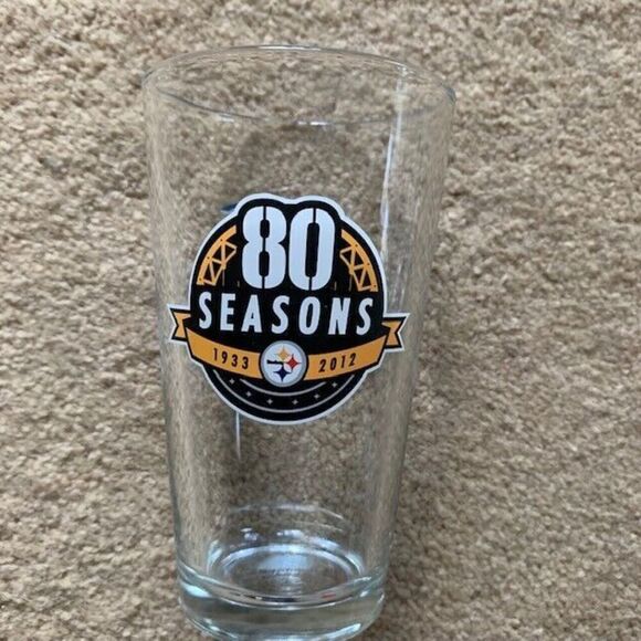 PITTSBURGH STEELERS 80 SEASONS BUD LIGHT GLASS - Picture 1 of 4